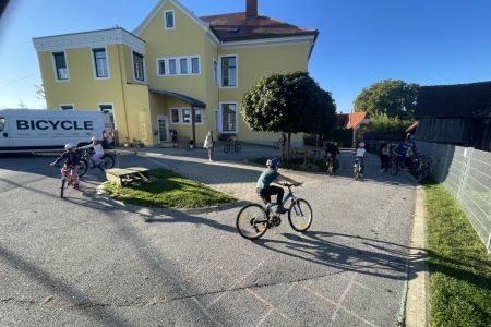 2025-09-22 08.16.01.jpg